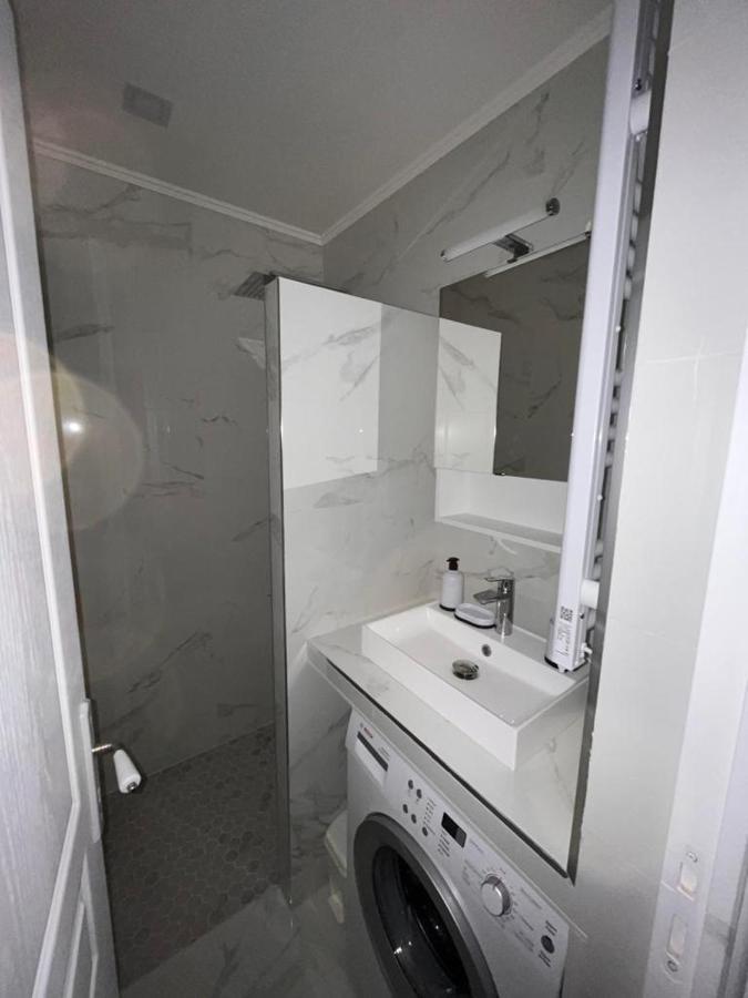 Cosy Appartement Paris A Deux Pas Courbevoie Exterior photo